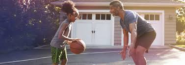 开元体育乒乓球台台面打磨喷漆